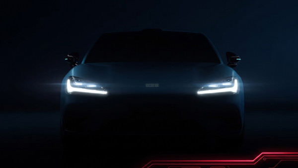 To miała być polska Izera. Pokazano nowy chiński samochód Geely