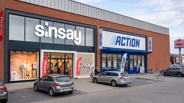 Sinsay wbił szpilę w Action i przecenił swoją wersję ich hitu na 19,99 zł