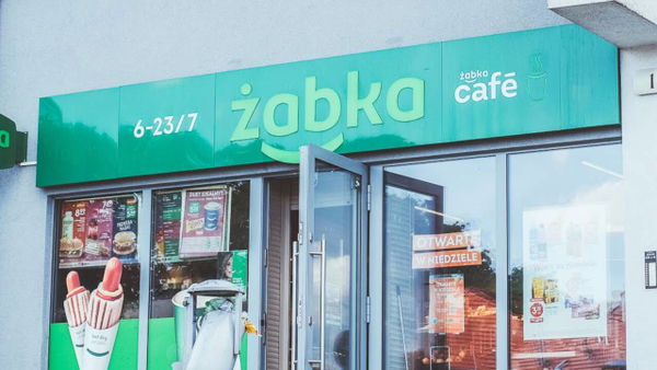 Odbierzcie, bo Żabka znowu daje z 1 żappsa. Tym razem większa wersja