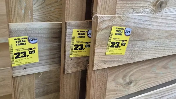 Działkowcy robią kolejki w Obi. Wszystko przez promocję na 23,09 złotych