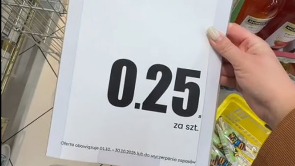 Dino wystawiło je do wielkich koszy i wyprzedaje po 25 groszy