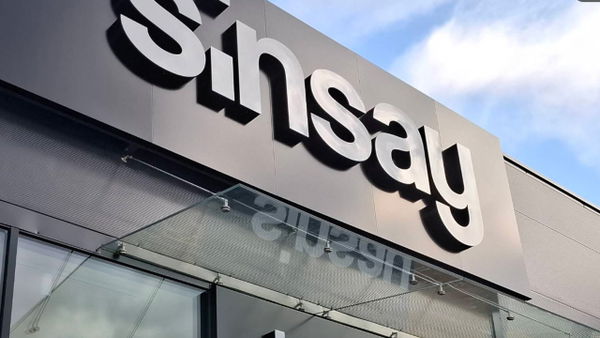Takich spodni w Sinsay się nie spodziewałam. Designerskie tylko dla odważnych za 89,99 zł